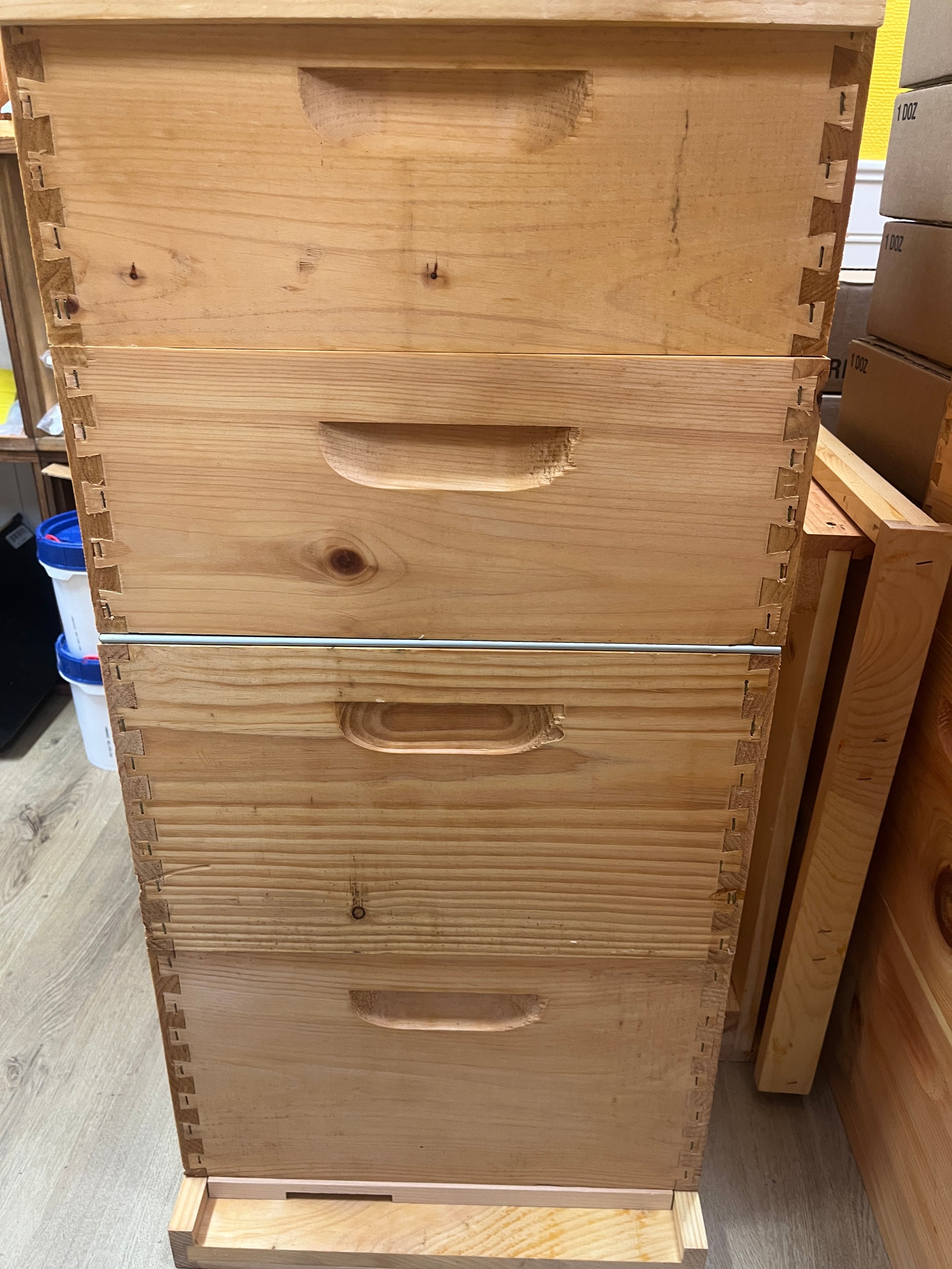 10 Frame Starter Hive Kit with 2 Honey Supers (no bees included)